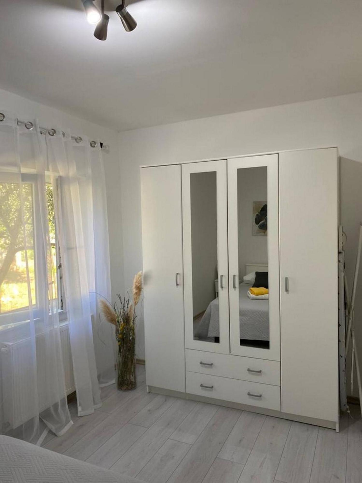 Rural Apartment Ante Drniš Екстериор снимка